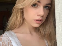 beautiful-students-260924-260924-087