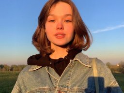 beautiful-students-260924-260924-087