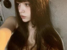beautiful-students-260924-260924-087