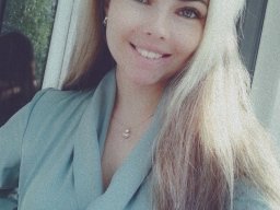 beautiful-students-260924-260924-087