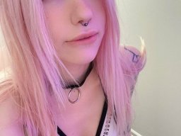 beautiful-students-260924-260924-087