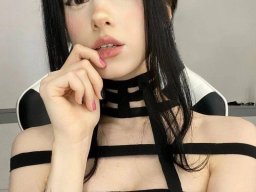 beautiful-students-260924-260924-087
