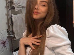 beautiful-students-260924-260924-087