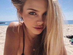 beautiful-students-260924-260924-087