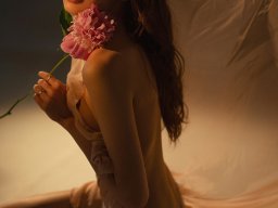 beautiful-students-260924-260924-087
