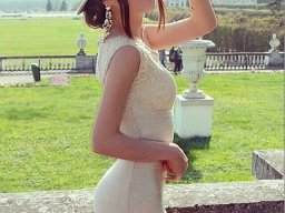 beautiful-students-260924-260924-087