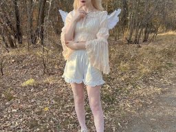 beautiful-students-260924-260924-087