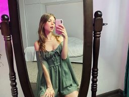 beautiful-students-260924-260924-088