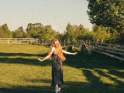 beautiful-students-260924-260924-088