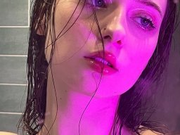 beautiful-students-260924-260924-088