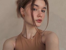 beautiful-students-260924-260924-088