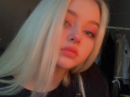 beautiful-students-260924-260924-088