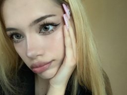 beautiful-students-260924-260924-088