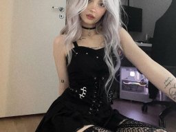 beautiful-students-260924-260924-088