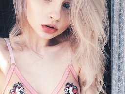 beautiful-students-260924-260924-088