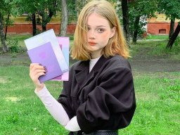 beautiful-students-260924-260924-088
