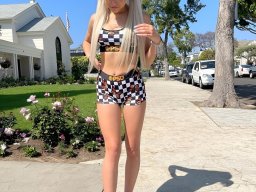 beautiful-students-260924-260924-088
