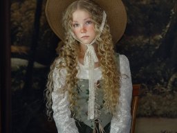 beautiful-students-260924-260924-088