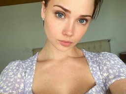 beautiful-students-260924-260924-088