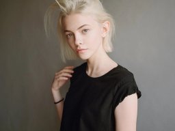 beautiful-students-260924-260924-089