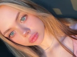 beautiful-students-260924-260924-089