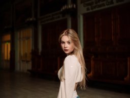 beautiful-students-260924-260924-089