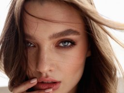 beautiful-students-260924-260924-089