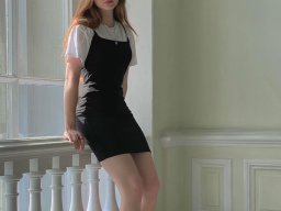 beautiful-students-260924-260924-089