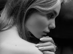 beautiful-students-260924-260924-089