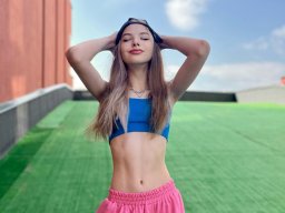 beautiful-students-260924-260924-089