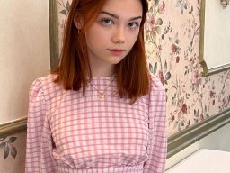 beautiful-students-260924-260924-089
