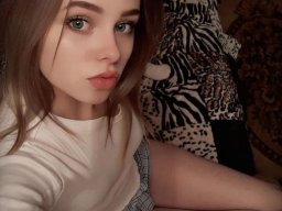 beautiful-students-260924-260924-089
