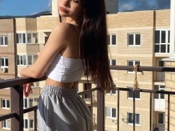 beautiful-students-260924-260924-089