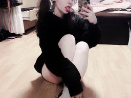 beautiful-students-260924-260924-089