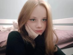 beautiful-students-260924-260924-089