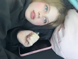 beautiful-students-260924-260924-090