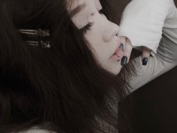 beautiful-students-260924-260924-090