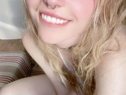 beautiful-students-260924-260924-090