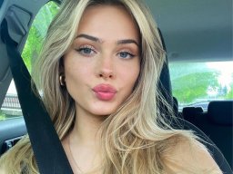 beautiful-students-260924-260924-090
