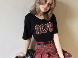 beautiful-students-260924-260924-090