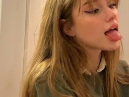 beautiful-students-260924-260924-090