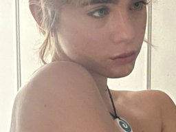 beautiful-students-260924-260924-090