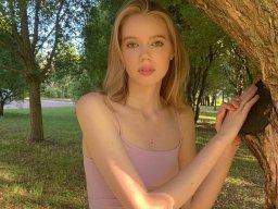 beautiful-students-260924-260924-090