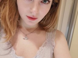 beautiful-students-260924-260924-091