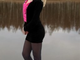 beautiful-students-260924-260924-091
