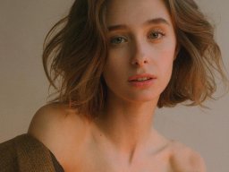beautiful-students-260924-260924-091
