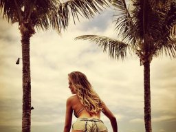 beautiful-students-260924-260924-091