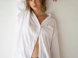 beautiful-students-260924-260924-091