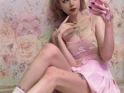 beautiful-students-260924-260924-091