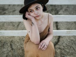 beautiful-students-260924-260924-091